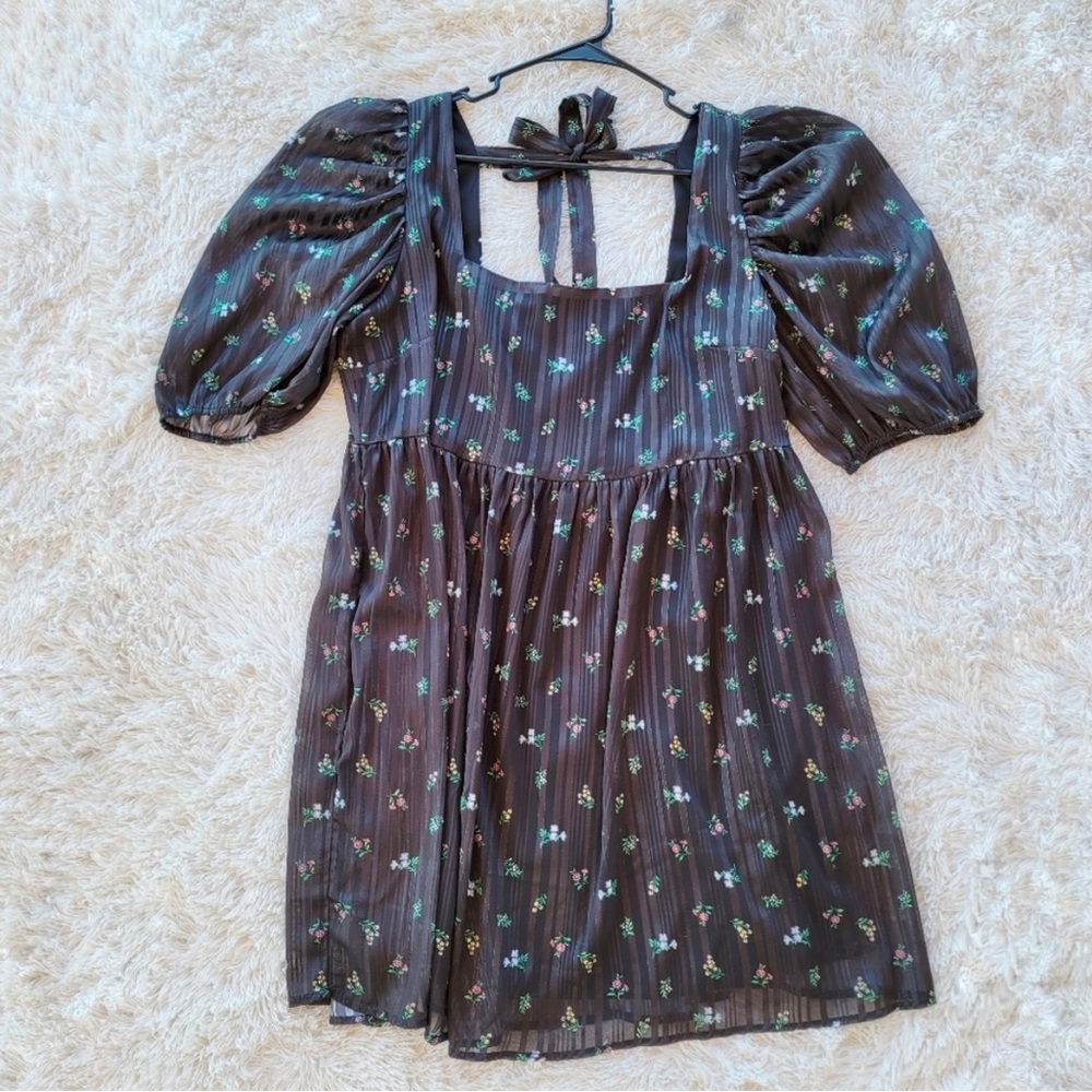 Arula Victoria Babydoll Puff Sleeve Floral Mini Dress